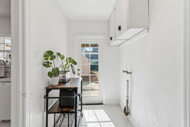 4570 E Tulare Street, Fresno, CA 93702