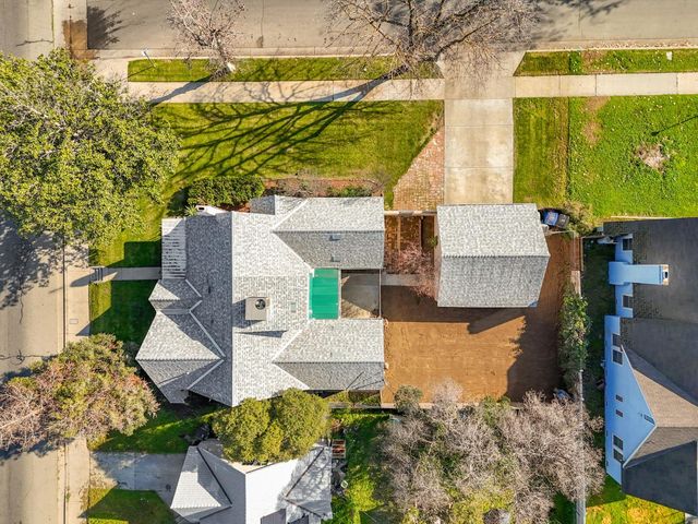 4570 E Tulare Street, Fresno, CA 93702