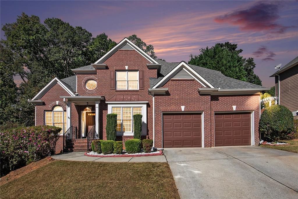 870 Creekview Bluff Way, Buford, GA 30518