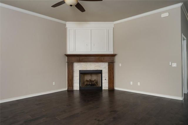 11933 SW 17th Street, Yukon, OK 73099