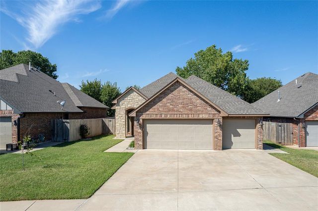 11933 SW 17th Street, Yukon, OK 73099