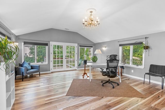 9 Oak Drive, Plainville, MA 02762