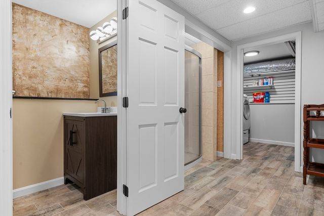 9 Oak Drive, Plainville, MA 02762