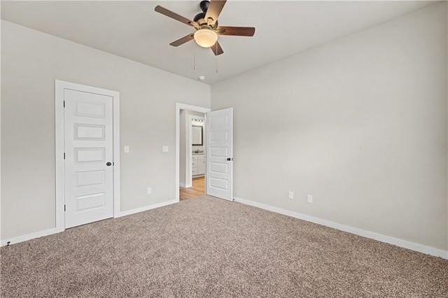 1 Insh Circle, Bella Vista, AR 72715
