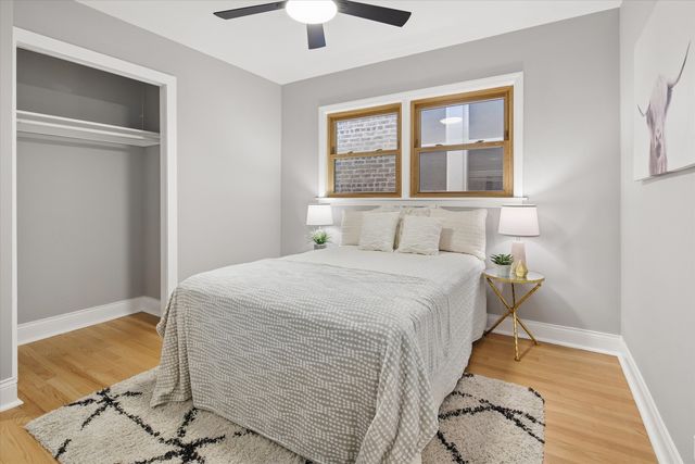 5624 N Mango Avenue, Chicago, IL 60646