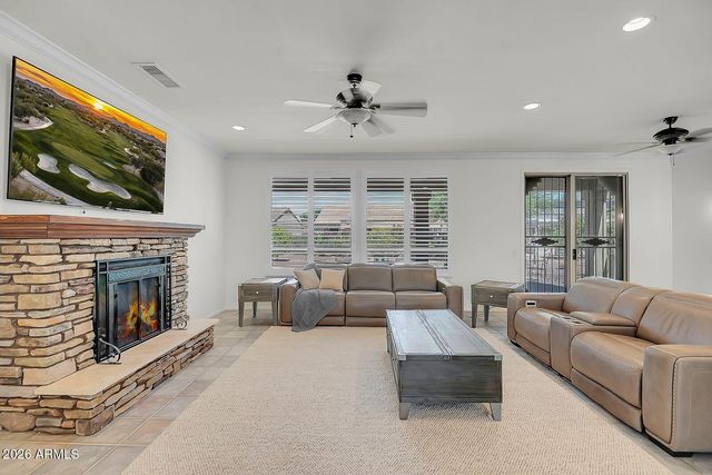 15776 W SILVER BREEZE Drive, Surprise, AZ 85374