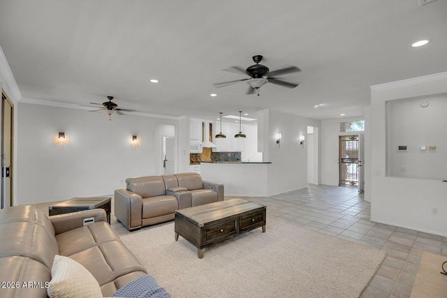 15776 W SILVER BREEZE Drive, Surprise, AZ 85374