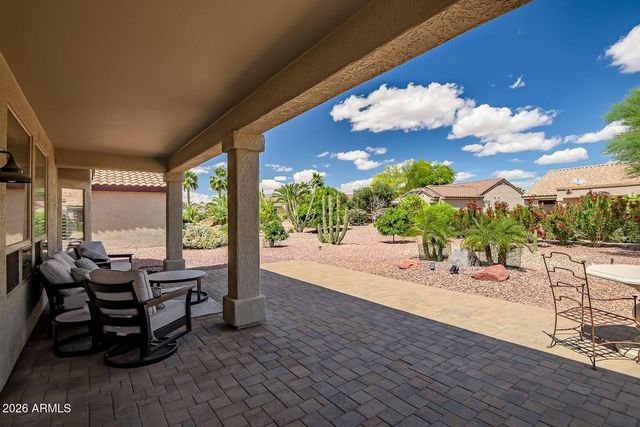 15776 W SILVER BREEZE Drive, Surprise, AZ 85374