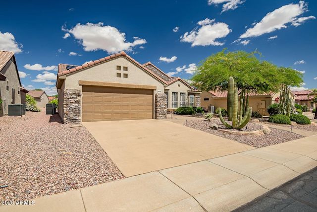 15776 W SILVER BREEZE Drive, Surprise, AZ 85374