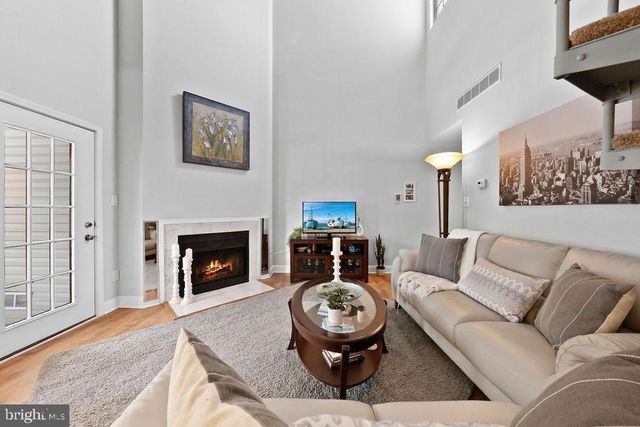 133 TAVISTOCK, Cherry Hill, NJ 08034