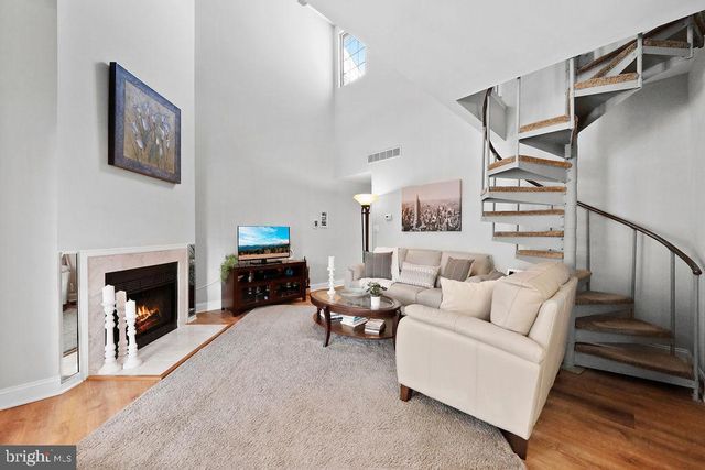 133 TAVISTOCK, Cherry Hill, NJ 08034