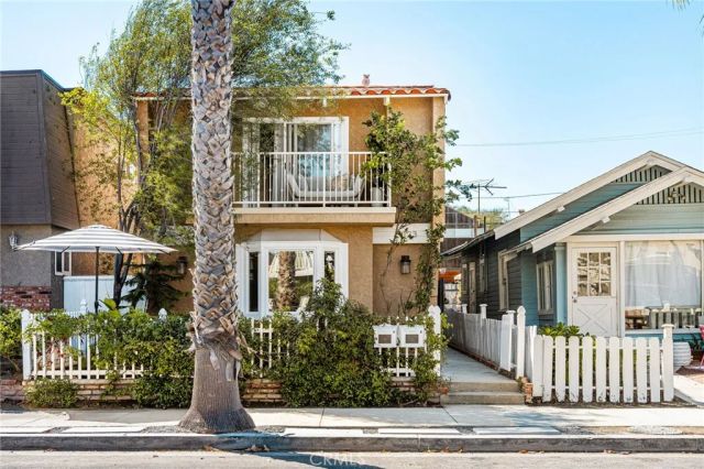 123 13th Street 1, Seal Beach, CA 90740