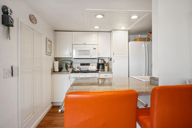 1500 S Camino Real 302a, Palm Springs, CA 92264