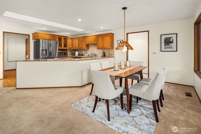 928 Mountain Lane, Edmonds, WA 98020