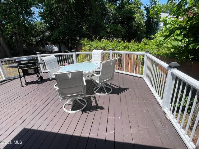 157 Marx Street, Schenectady, NY 12304