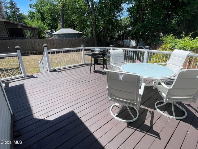 157 Marx Street, Schenectady, NY 12304