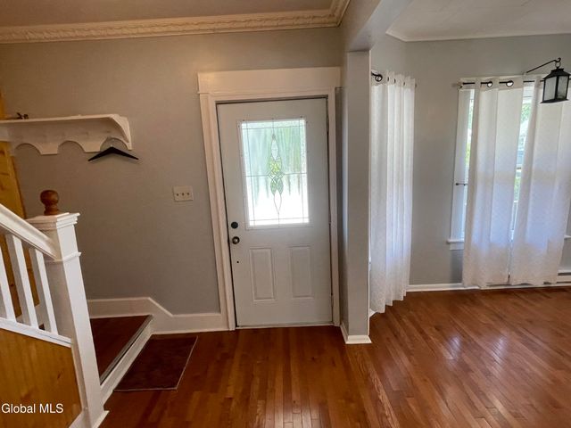 157 Marx Street, Schenectady, NY 12304