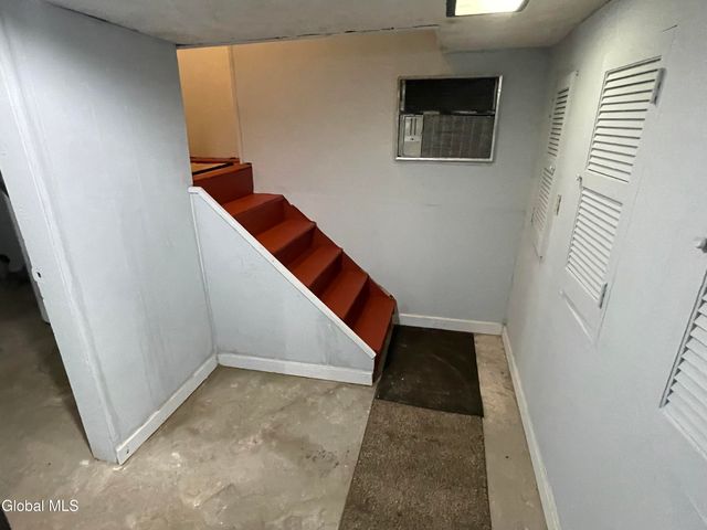 157 Marx Street, Schenectady, NY 12304