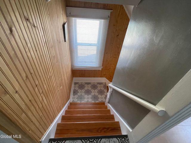 157 Marx Street, Schenectady, NY 12304