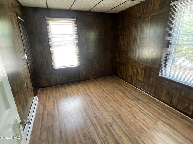 157 Marx Street, Schenectady, NY 12304