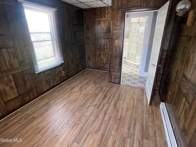157 Marx Street, Schenectady, NY 12304