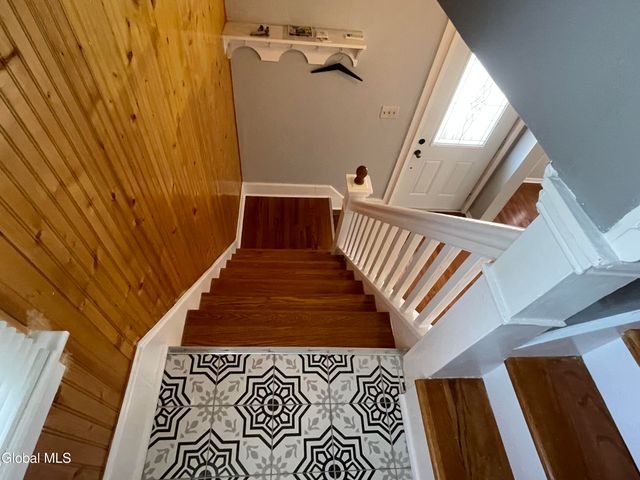 157 Marx Street, Schenectady, NY 12304