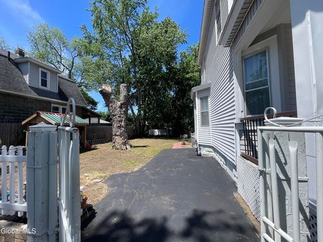 157 Marx Street, Schenectady, NY 12304