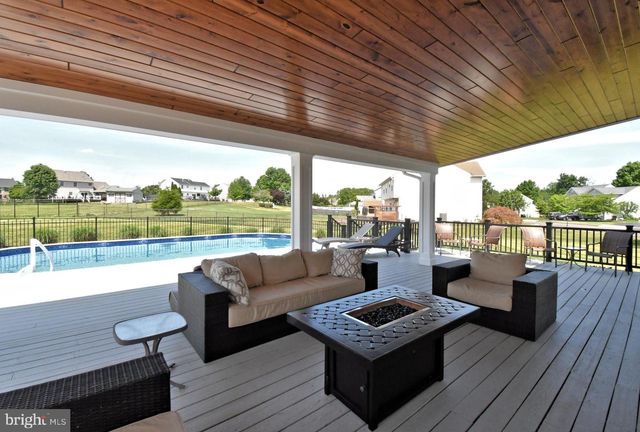 41 EDMONDS DR, Royersford, PA 19468