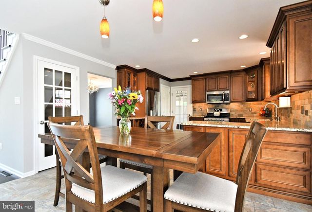 41 EDMONDS DR, Royersford, PA 19468