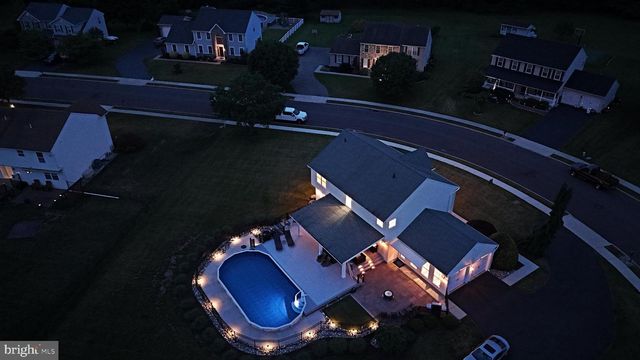 41 EDMONDS DR, Royersford, PA 19468