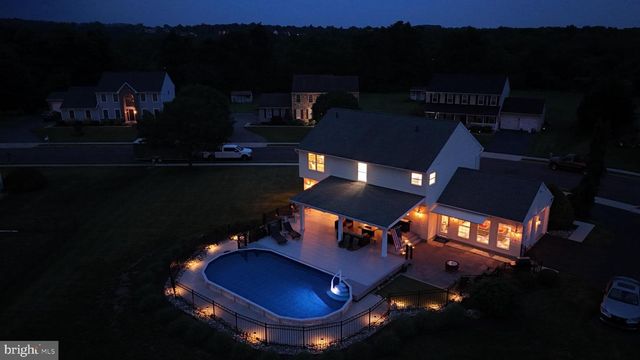 41 EDMONDS DR, Royersford, PA 19468