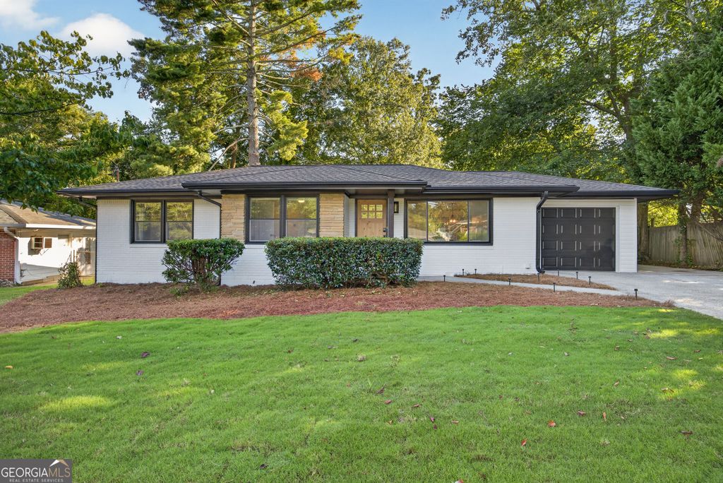 2904 Belaire Circle, Atlanta, GA 30340 — exterior