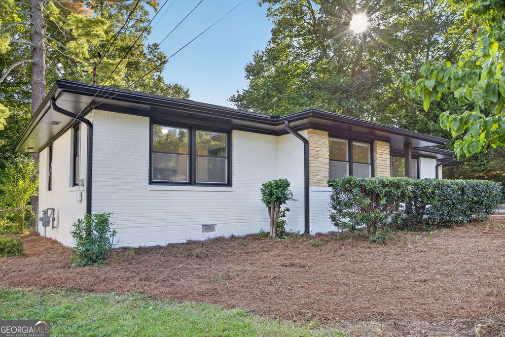 2904 Belaire Circle, Atlanta, GA 30340 — photo 4