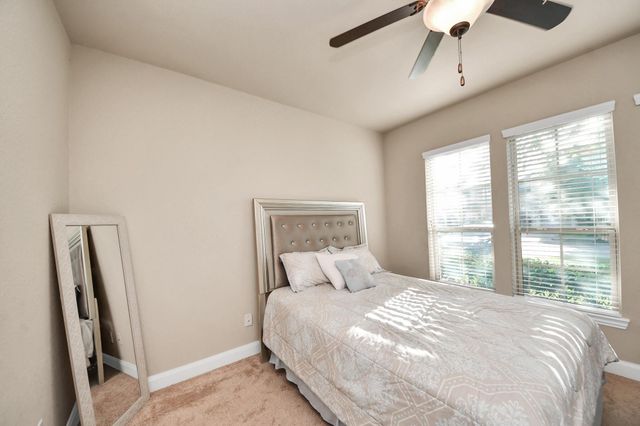 4834 Sunset Park Lane, Rosharon, TX 77583