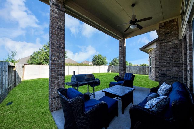 4834 Sunset Park Lane, Rosharon, TX 77583