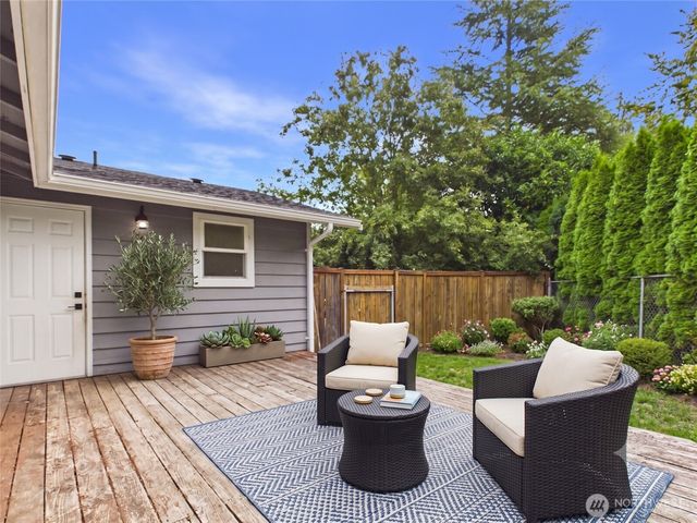 732 Natalie Place, Enumclaw, WA 98022