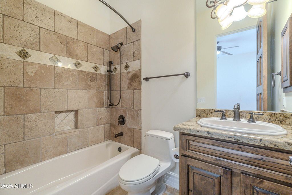 Image 33 of property listing at 15135 E MONUMENT Road, Scottsdale, AZ 85262