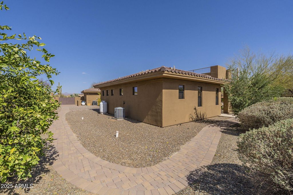 Image 45 of property listing at 15135 E MONUMENT Road, Scottsdale, AZ 85262