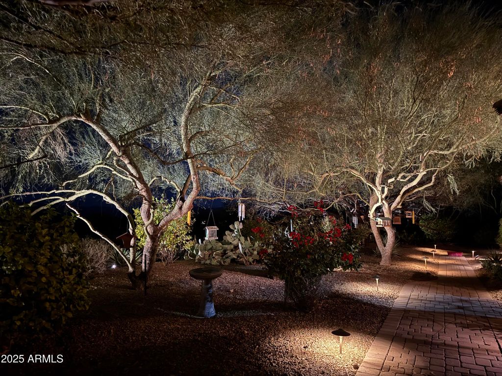 Image 54 of property listing at 15135 E MONUMENT Road, Scottsdale, AZ 85262