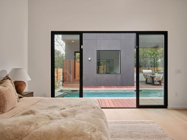 6411 Cary DR, Austin, TX 78757