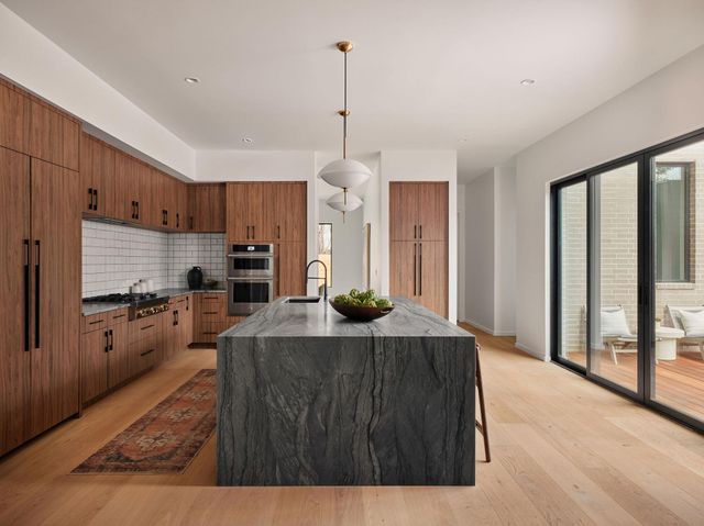 6411 Cary DR, Austin, TX 78757