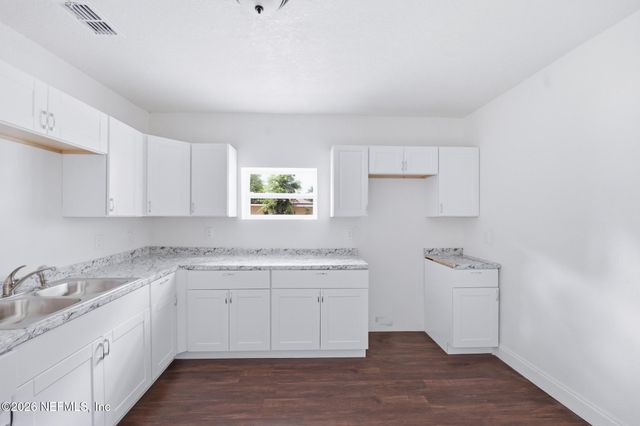 1715 BRACKLAND Street, Jacksonville, FL 32206