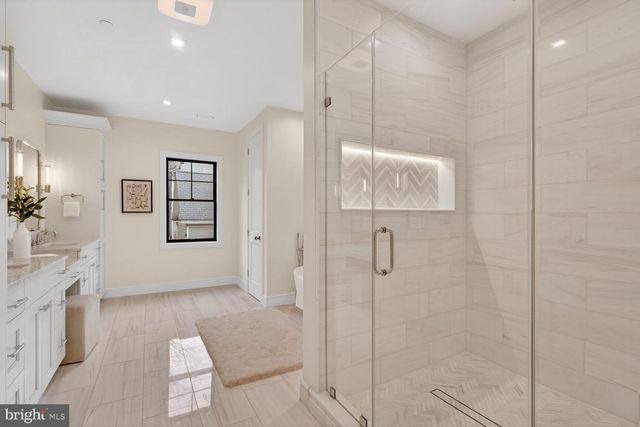 5407 CENTER ST, Chevy Chase, MD 20815