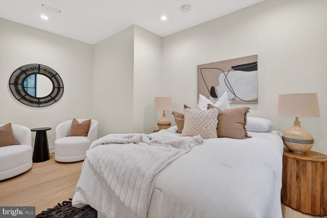 5407 CENTER ST, Chevy Chase, MD 20815