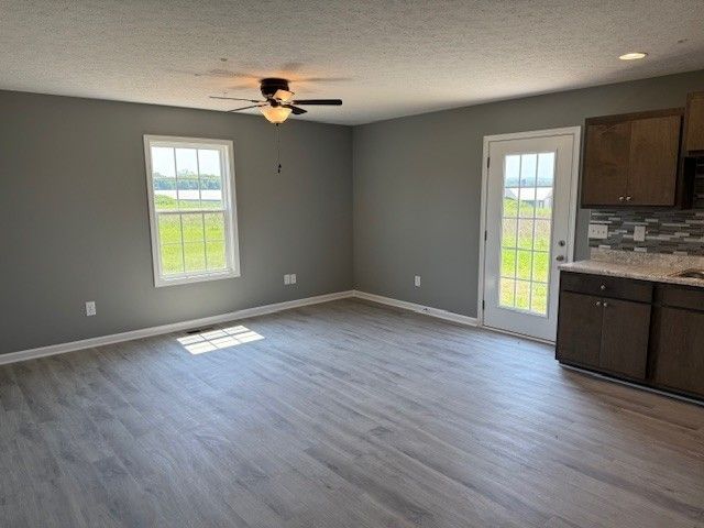 12 Hesselly Rd, Decherd, TN 37324