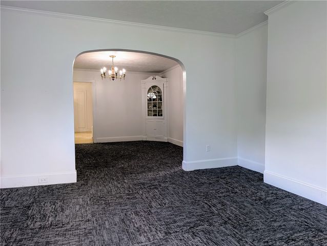 706 East Washington Avenue, Elmira City, NY 14901