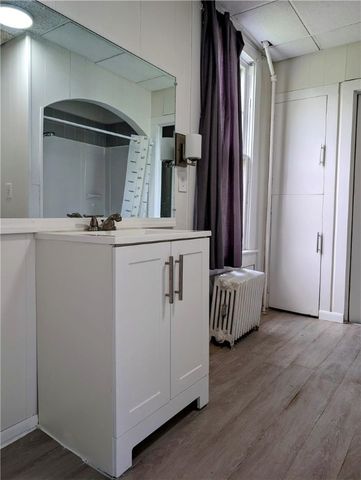 706 East Washington Avenue, Elmira City, NY 14901