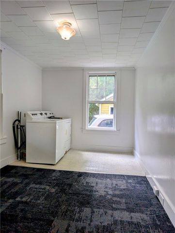 706 East Washington Avenue, Elmira City, NY 14901