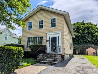 706 East Washington Avenue, Elmira City, NY 14901
