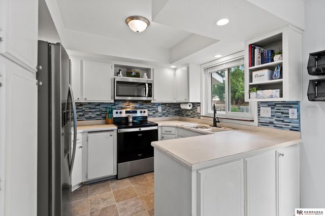 3300 N 71st Street, Lincoln, NE 68507